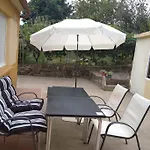 Casita Con Terreno A 10 Minutos Del Centro De Vigo *