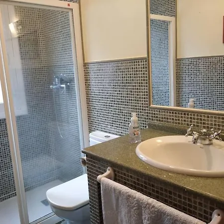 Casita Con Terreno A 10 Minutos Del Centro De Vigo Holiday home *