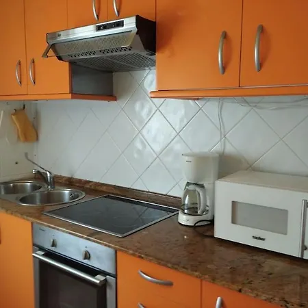 Casita Con Terreno A 10 Minutos Del Centro De Vigo Holiday home *